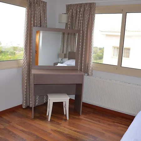 Anthorina 3 فيلة بروتاراس