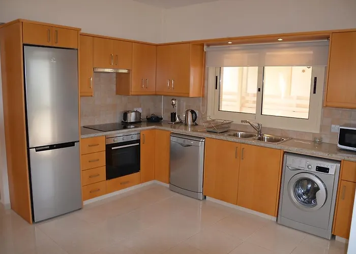 Anthorina 3 Villa Protarász